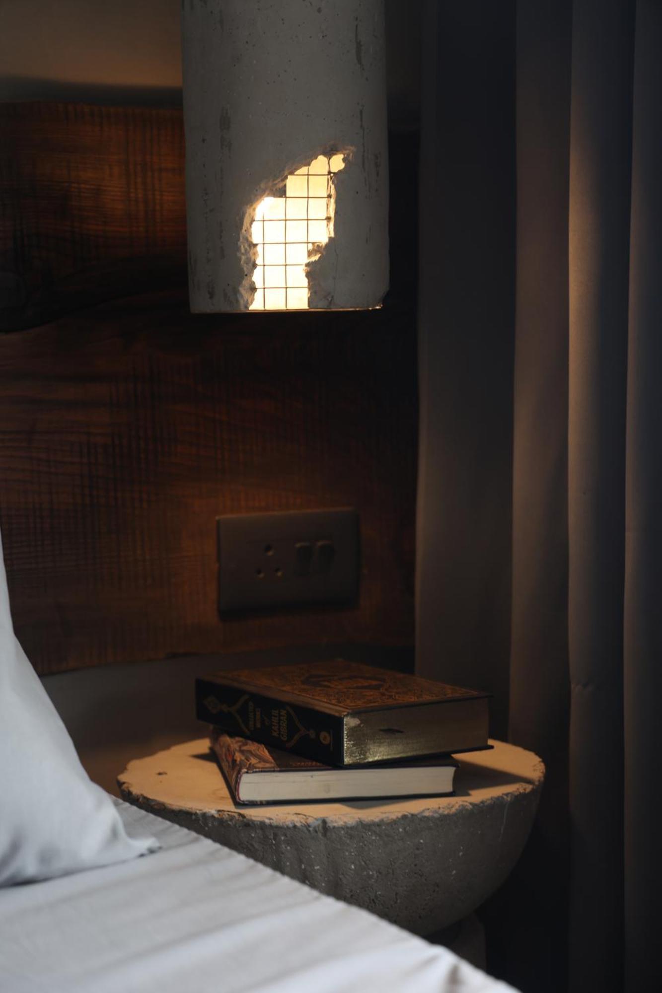 Exstasy Stays - Bathtub Rooms & Cafe - Your Romantic & Cozy Getaway - Thhpsociety - 무크테슈와르 외부 사진